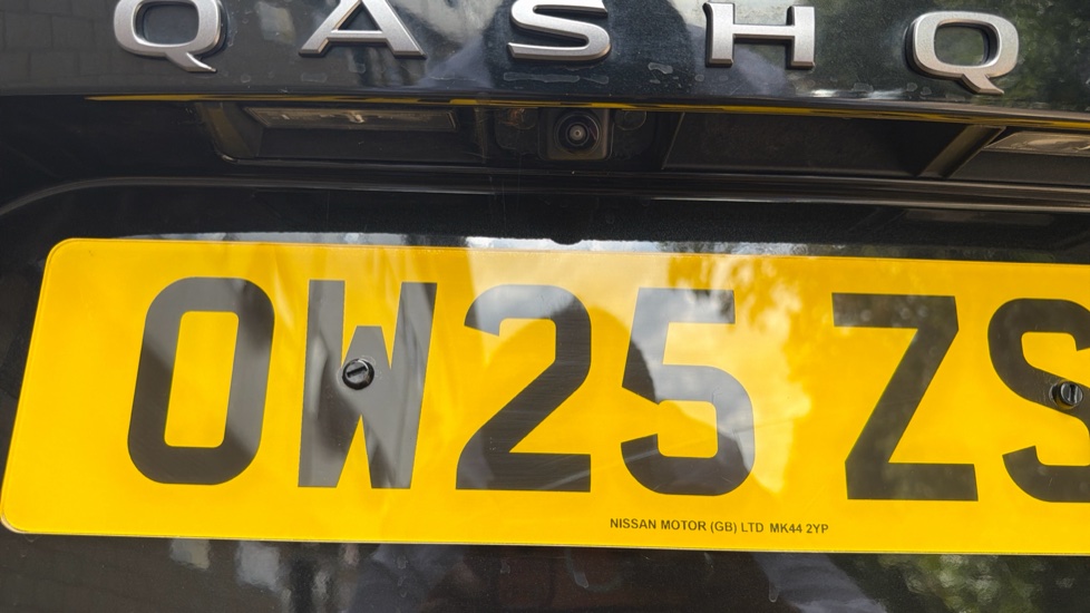 Nissan Qashqai 1.5 E-Power N-Connecta [Glass Roof] 5dr Auto Hybrid Hatchback - Image 27