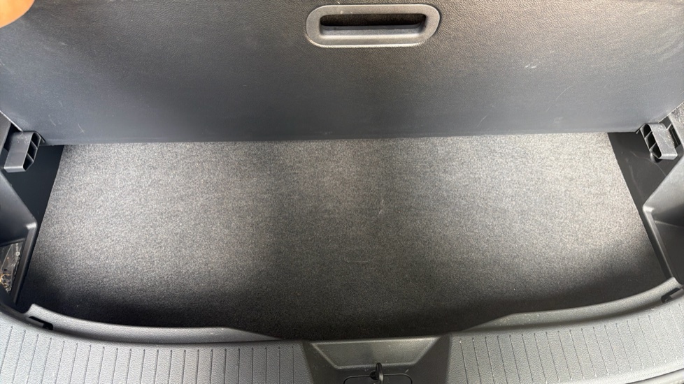 Nissan Qashqai 1.5 E-Power N-Connecta [Glass Roof] 5dr Auto Hybrid Hatchback - Image 28