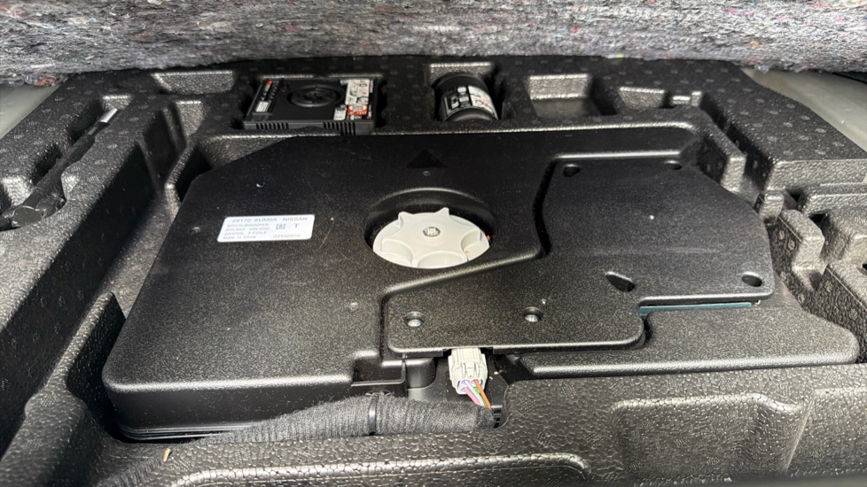 Nissan Qashqai 1.5 E-Power N-Connecta [Glass Roof] 5dr Auto Hybrid Hatchback - Image 29