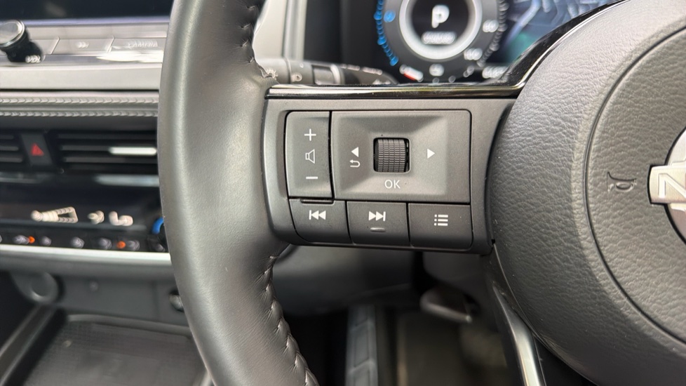 Nissan Qashqai 1.5 E-Power N-Connecta [Glass Roof] 5dr Auto Hybrid Hatchback - Image 40