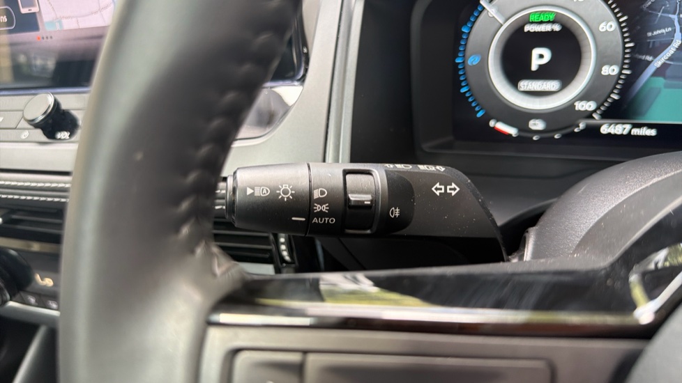 Nissan Qashqai 1.5 E-Power N-Connecta [Glass Roof] 5dr Auto Hybrid Hatchback - Image 42