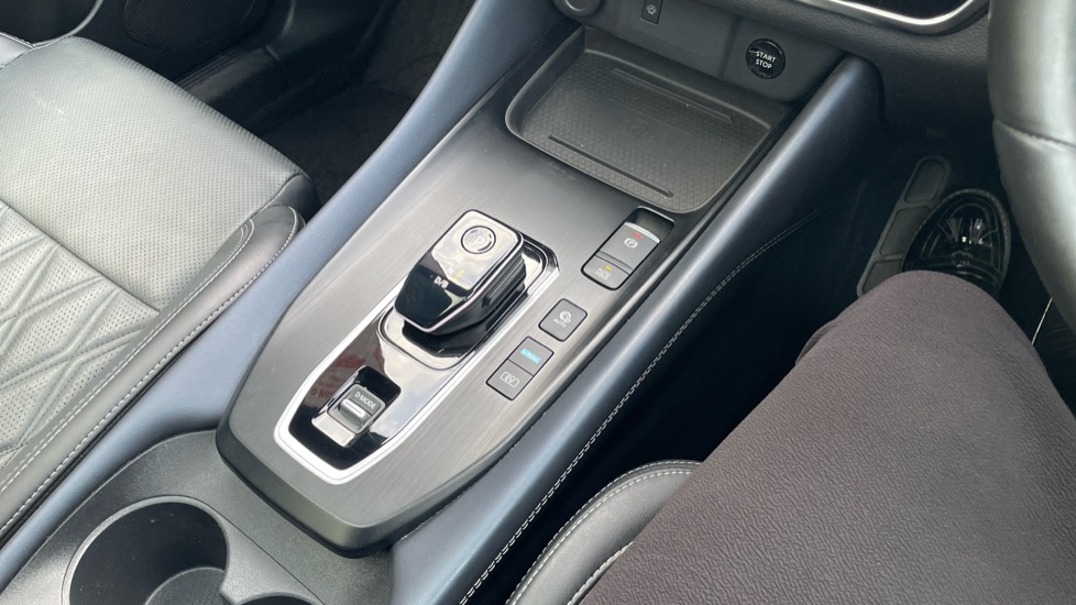 Nissan Qashqai 1.5 E-Power Tekna+ 5dr Auto Hybrid Hatchback - Image 14