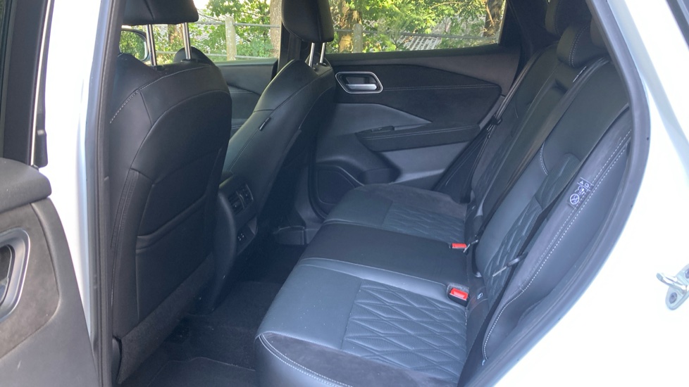 Nissan Qashqai 1.5 E-Power Tekna+ 5dr Auto Hybrid Hatchback - Image 16