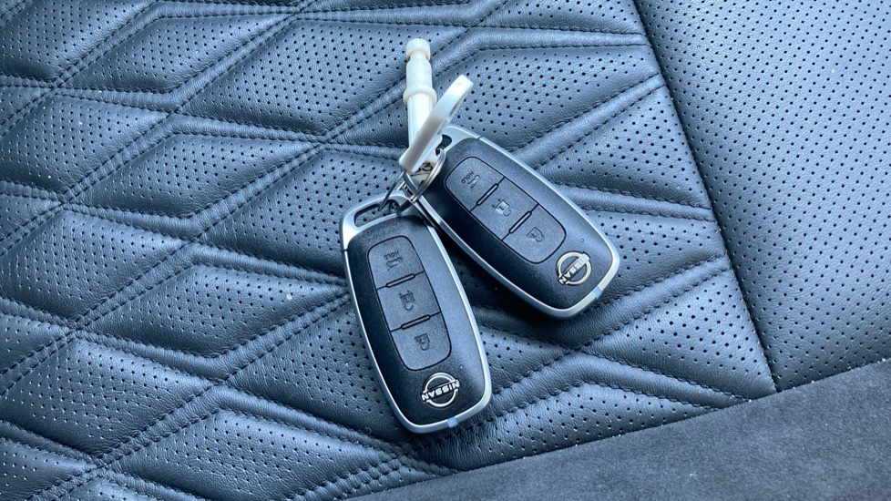 Nissan Qashqai 1.5 E-Power Tekna+ 5dr Auto Hybrid Hatchback - Image 20