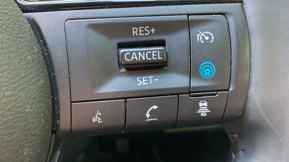 Nissan Qashqai 1.5 E-Power Tekna+ 5dr Auto Hybrid Hatchback - Image 27