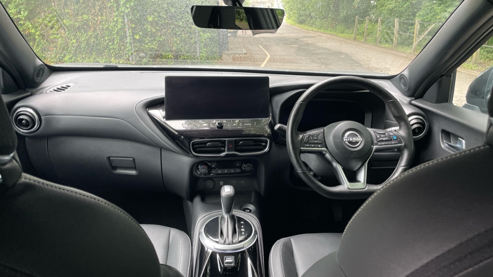 Nissan Juke 1.6 Hybrid Tekna 5dr Auto Hybrid Hatchback - Image 10