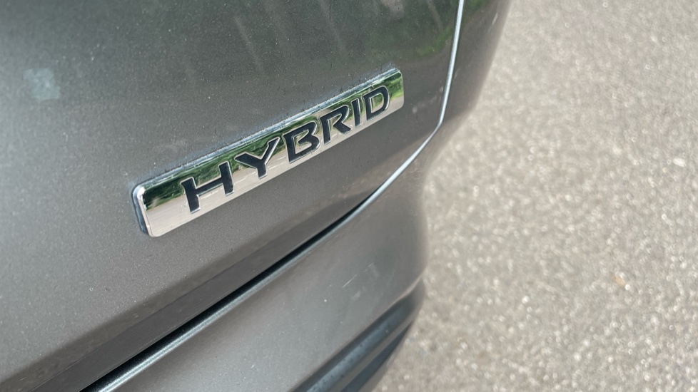 Nissan Juke 1.6 Hybrid Tekna 5dr Auto Hybrid Hatchback - Image 36
