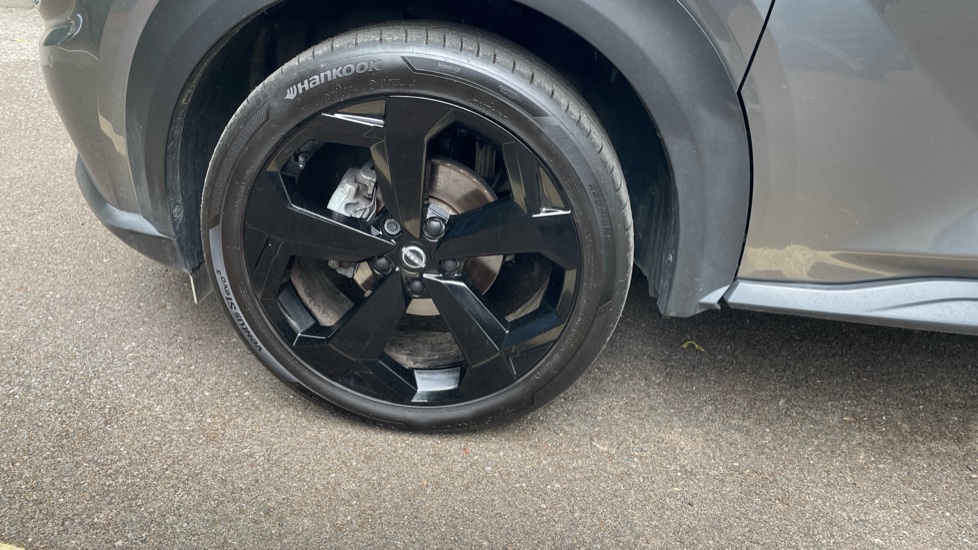 Nissan Juke 1.6 Hybrid Tekna 5dr Auto Hybrid Hatchback - Image 38