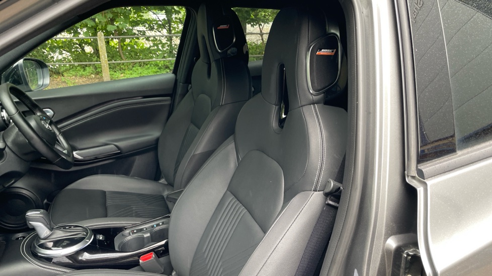 Nissan Juke 1.6 Hybrid Tekna 5dr Auto Hybrid Hatchback - Image 47