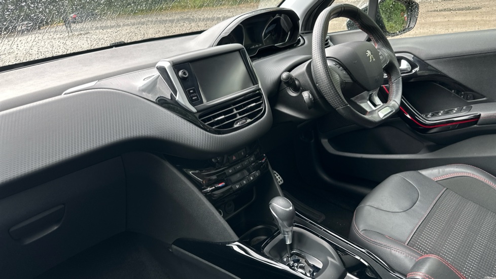 Peugeot 2008 1.2 PureTech 110 GT Line 5dr EAT6 Petrol Estate - Image 9