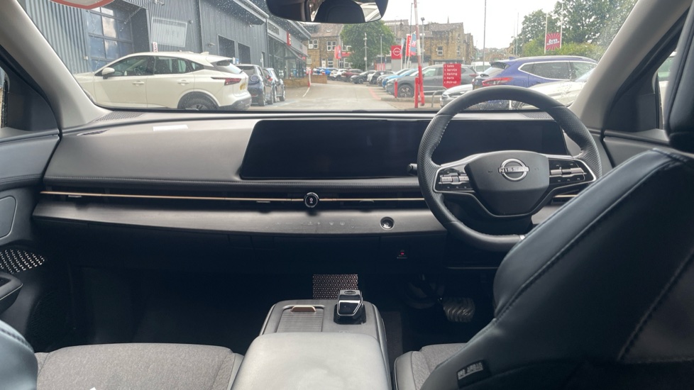 Nissan ARIYA 160kW Advance 63kWh 22kWCh 5dr Auto Electric Hatchback - Image 10