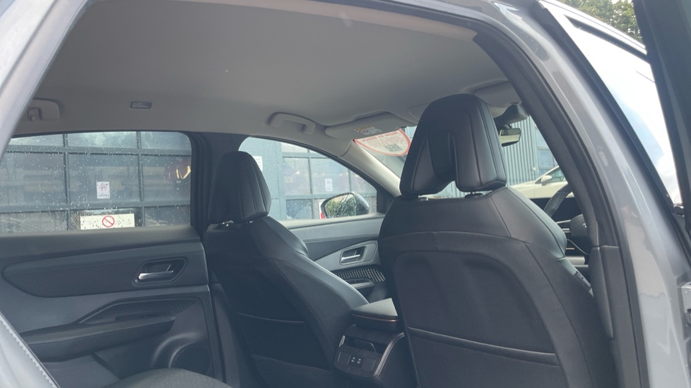 Nissan ARIYA 160kW Advance 63kWh 22kWCh 5dr Auto Electric Hatchback - Image 39