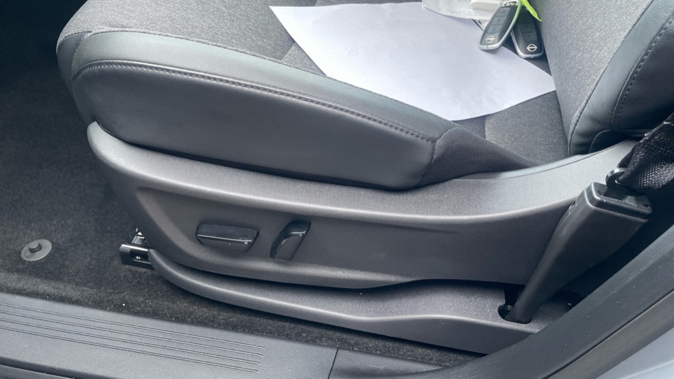 Nissan ARIYA 160kW Advance 63kWh 22kWCh 5dr Auto Electric Hatchback - Image 49