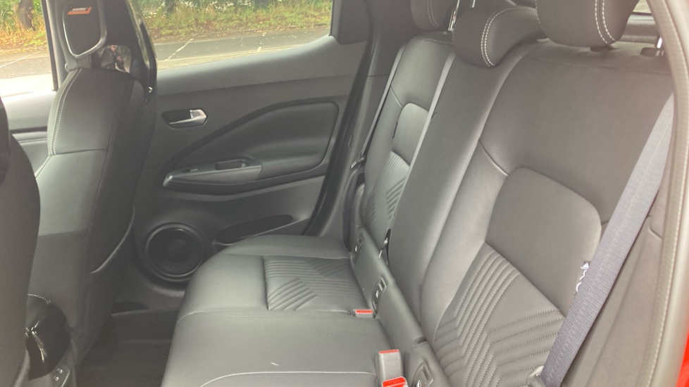 Nissan Juke 1.0 DiG-T Tekna 5dr Petrol Hatchback - Image 16