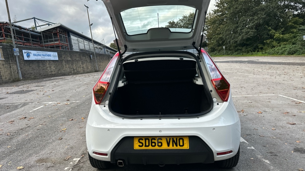 MG MG3 1.5 VTi-TECH 3Style Lux 5dr [Start Stop] Petrol Hatchback - Image 4