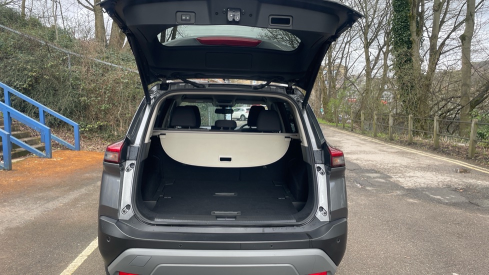 Nissan X-Trail 1.5 E-Power E-4orce 213 N-Connecta 5dr Auto Hybrid Station Wagon - Image 4