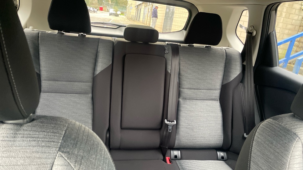 Nissan X-Trail 1.5 E-Power E-4orce 213 N-Connecta 5dr Auto Hybrid Station Wagon - Image 15