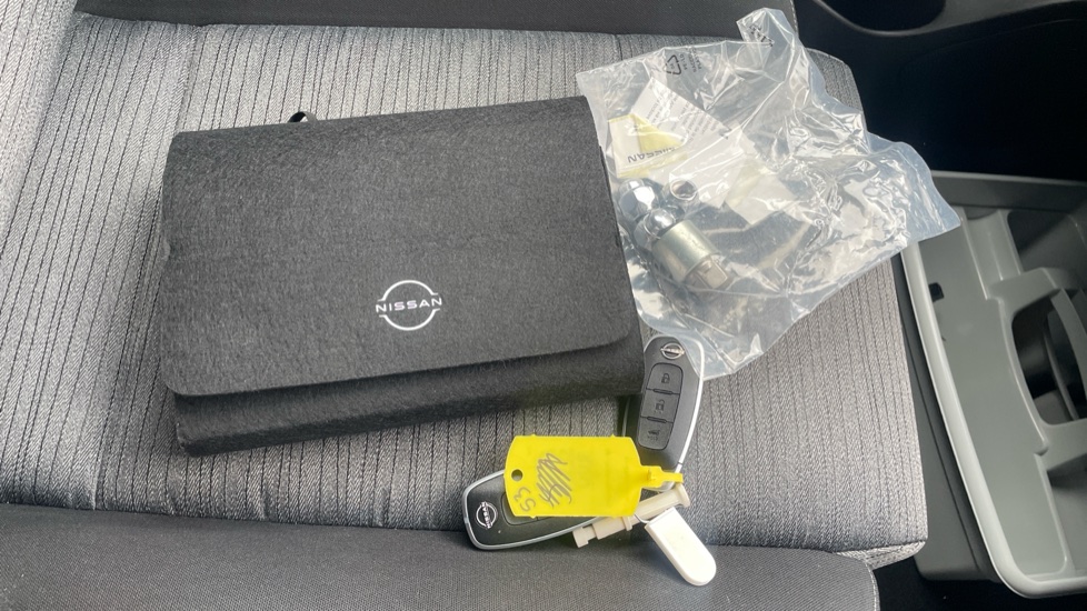 Nissan X-Trail 1.5 E-Power E-4orce 213 N-Connecta 5dr Auto Hybrid Station Wagon - Image 19
