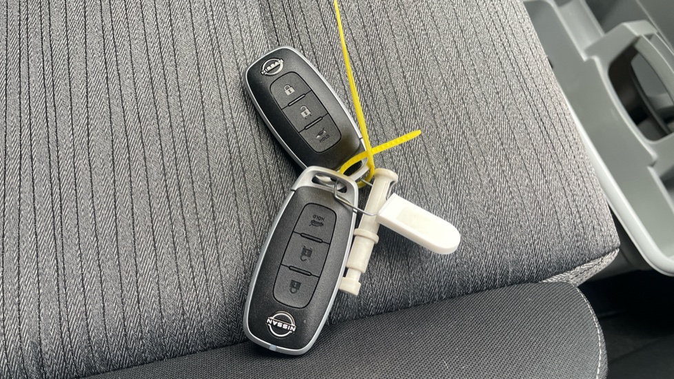 Nissan X-Trail 1.5 E-Power E-4orce 213 N-Connecta 5dr Auto Hybrid Station Wagon - Image 20