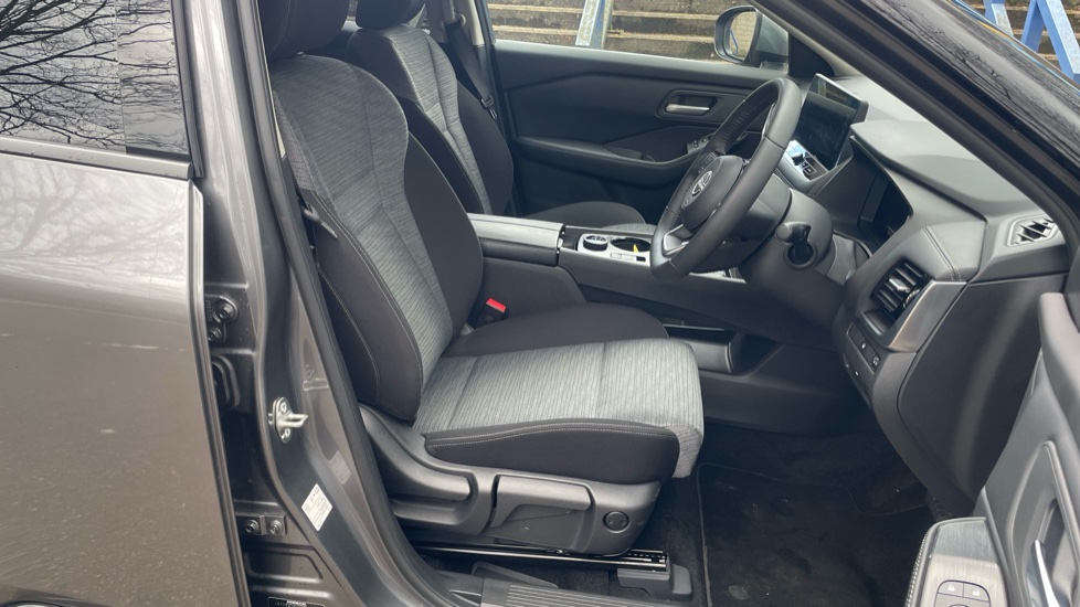 Nissan X-Trail 1.5 E-Power E-4orce 213 N-Connecta 5dr Auto Hybrid Station Wagon - Image 44
