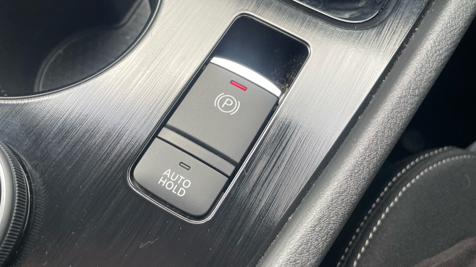 Nissan X-Trail 1.5 E-Power E-4orce 213 N-Connecta 5dr Auto Hybrid Station Wagon - Image 53