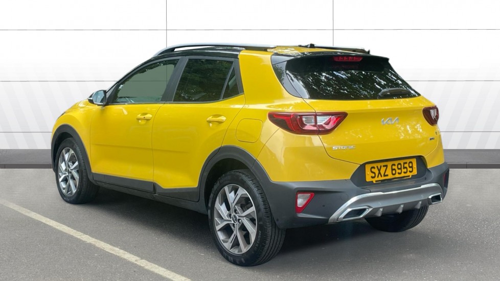 Kia Stonic 1.0T GDi 48V GT-Line S 5dr DCT Petrol Estate - Image 2