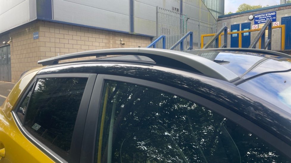 Kia Stonic 1.0T GDi 48V GT-Line S 5dr DCT Petrol Estate - Image 34