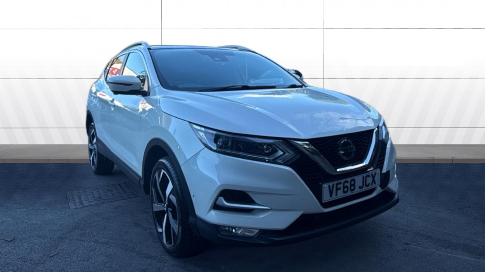 Nissan Qashqai 1.5 dCi 115 Tekna 5dr Diesel Hatchback - Image 1