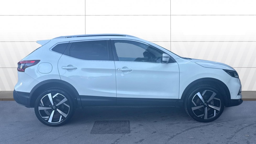 Nissan Qashqai 1.5 dCi 115 Tekna 5dr Diesel Hatchback - Image 5