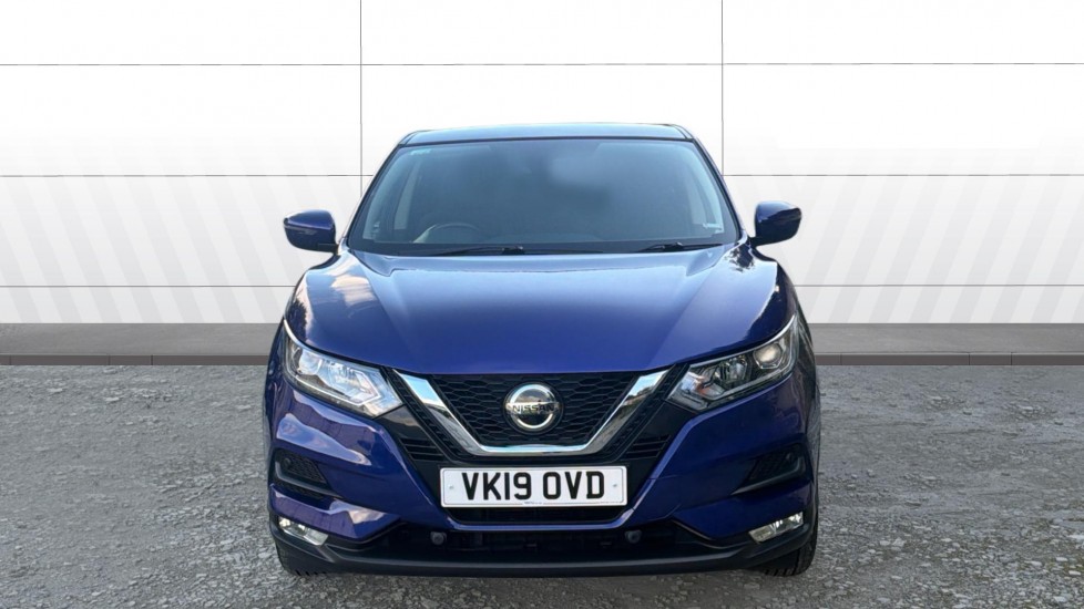 Nissan Qashqai 1.3 DiG-T Acenta Premium 5dr Petrol Hatchback - Image 3
