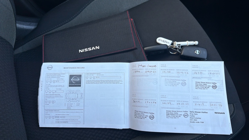 Nissan Qashqai 1.3 DiG-T Acenta Premium 5dr Petrol Hatchback - Image 19