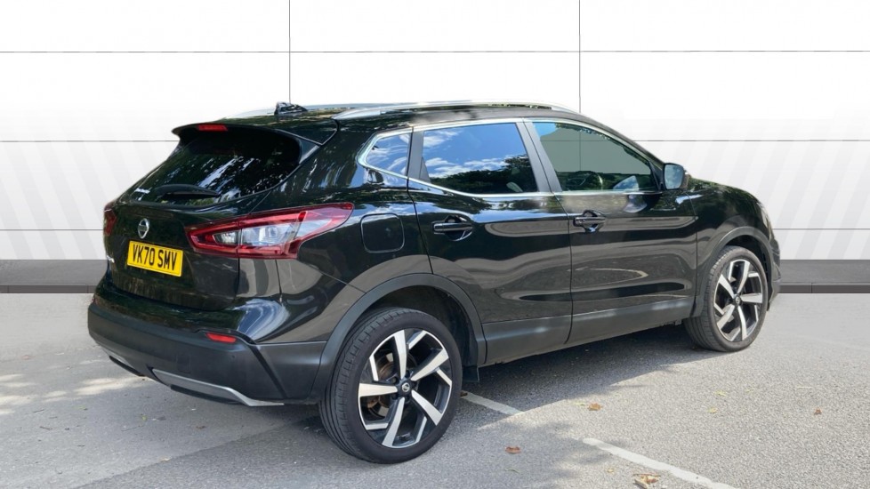 Nissan Qashqai 1.3 DiG-T 160 Tekna 5dr DCT Petrol Hatchback - Image 2