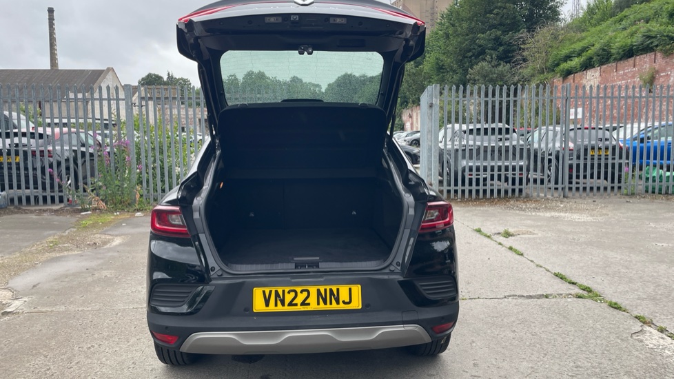 Renault Arkana 1.3 TCe Mild Hybrid 140 S Edition 5dr EDC Petrol Estate - Image 4