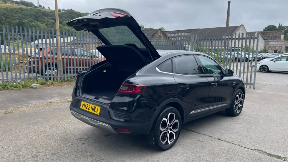 Renault Arkana 1.3 TCe Mild Hybrid 140 S Edition 5dr EDC Petrol Estate - Image 38