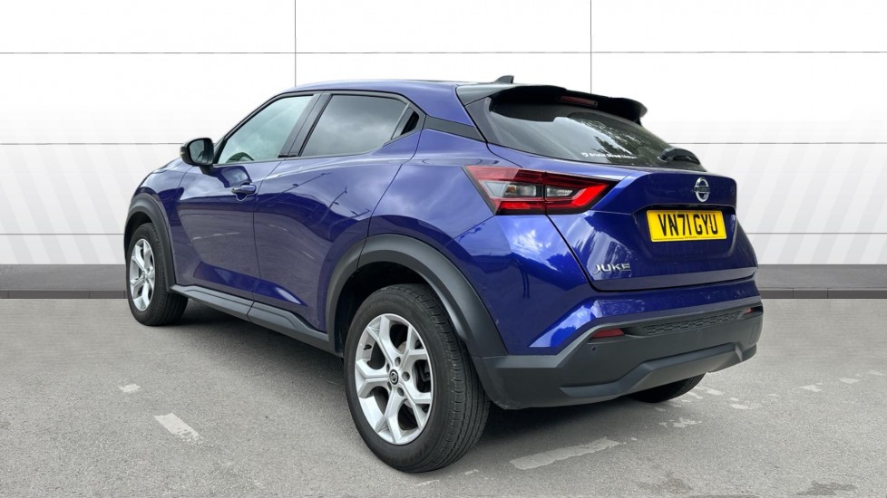 Nissan Juke 1.0 DiG-T 114 N-Connecta 5dr DCT Petrol Hatchback - Image 2