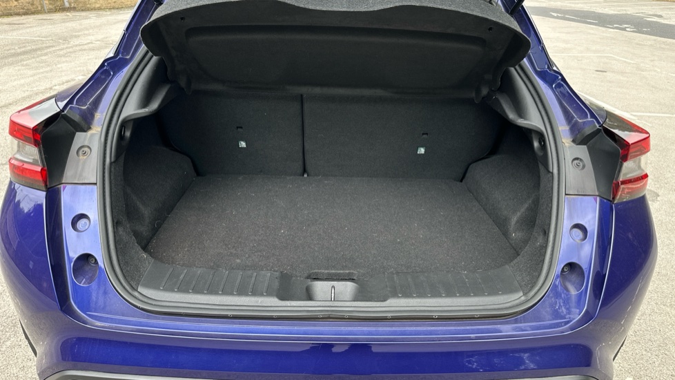 Nissan Juke 1.0 DiG-T 114 N-Connecta 5dr DCT Petrol Hatchback - Image 4