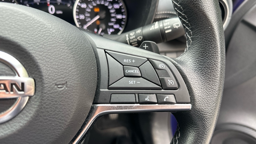 Nissan Juke 1.0 DiG-T 114 N-Connecta 5dr DCT Petrol Hatchback - Image 25
