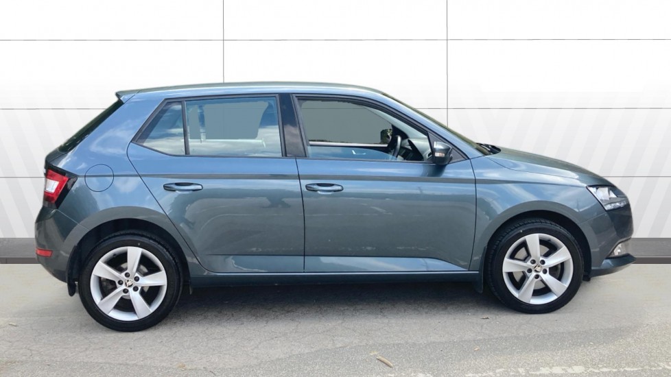 Skoda Fabia 1.0 TSI 110 SE L 5dr DSG Petrol Hatchback - Image 5