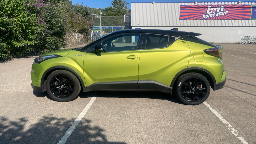 Toyota C-HR 1.8 Hybrid Lime Edition 5dr CVT Hybrid Hatchback - Image 8