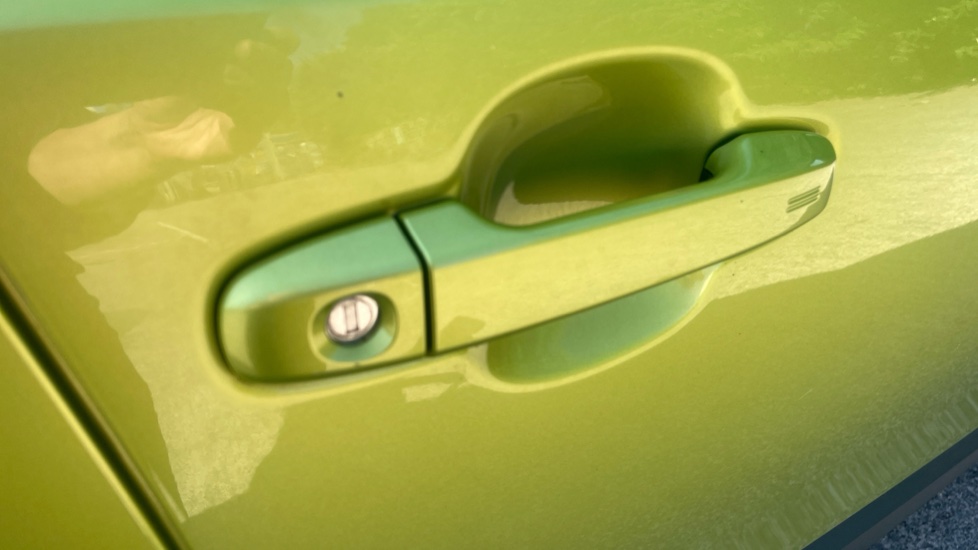 Toyota C-HR 1.8 Hybrid Lime Edition 5dr CVT Hybrid Hatchback - Image 24