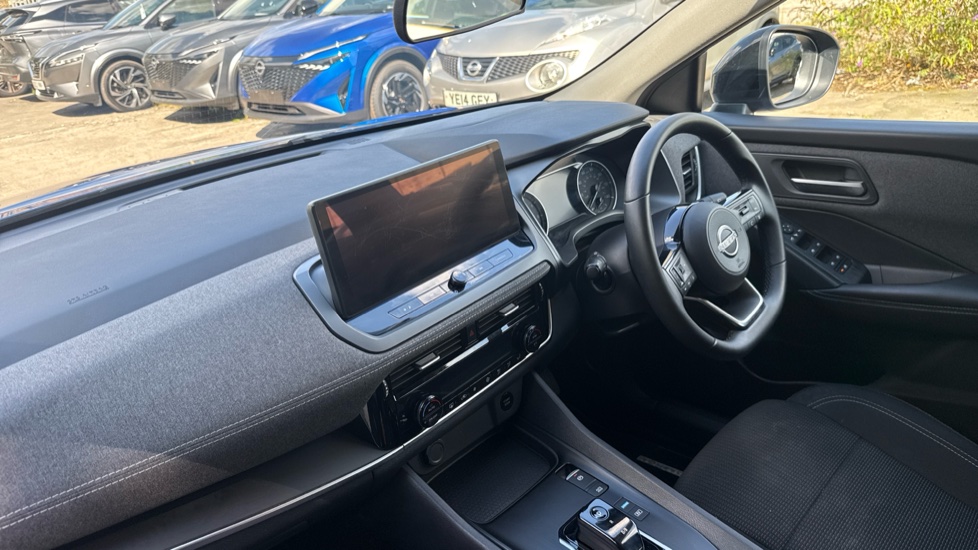 Nissan Qashqai 1.5 E-Power Acenta Premium 5dr Auto Hybrid Hatchback - Image 9