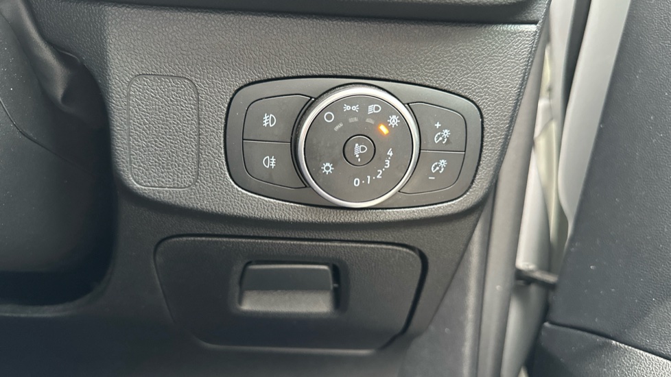 Ford Focus 1.5 EcoBoost 150 Active 5dr Petrol Hatchback - Image 26