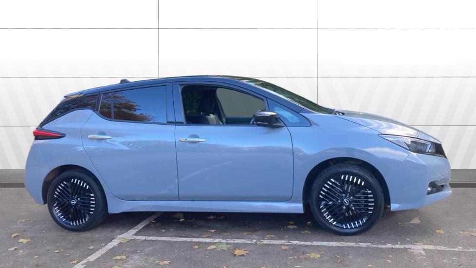 Nissan LEAF 160kW e+ Tekna 59kWh 5dr Auto Electric Hatchback - Image 5