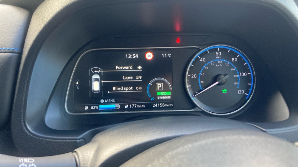 Nissan LEAF 160kW e+ Tekna 59kWh 5dr Auto Electric Hatchback - Image 12