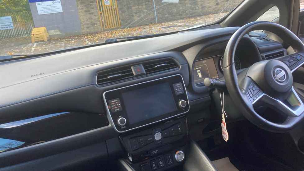 Nissan LEAF 160kW e+ Tekna 59kWh 5dr Auto Electric Hatchback - Image 14