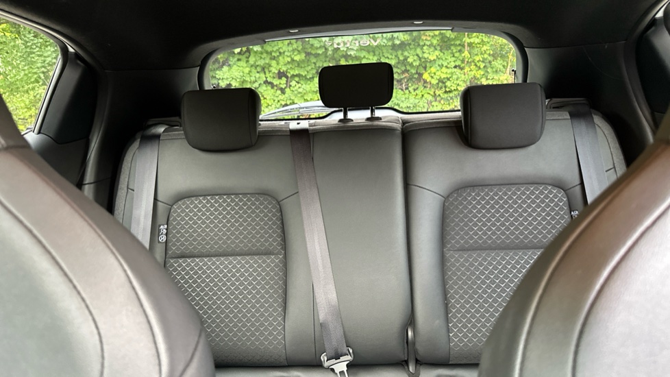 Nissan Juke 1.6 Hybrid N-Connecta 5dr Auto Hybrid Hatchback - Image 15