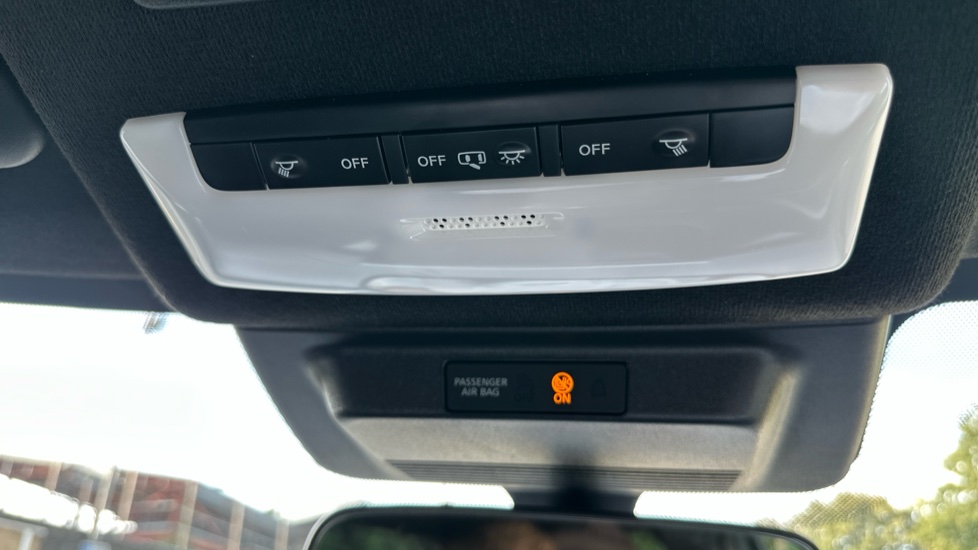 Nissan Juke 1.6 Hybrid N-Connecta 5dr Auto [Revised] Hybrid Hatchback - Image 31
