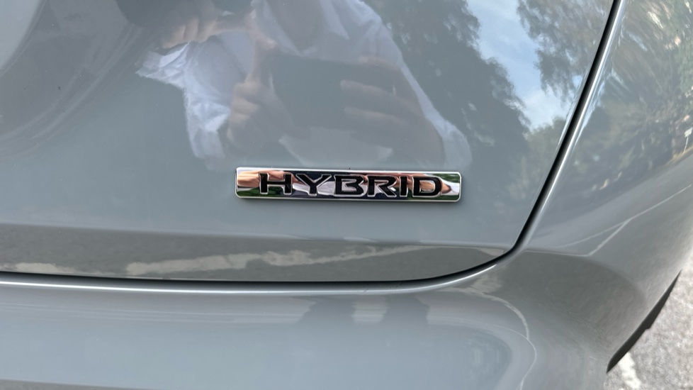 Nissan Juke 1.6 Hybrid N-Connecta 5dr Auto [Revised] Hybrid Hatchback - Image 32