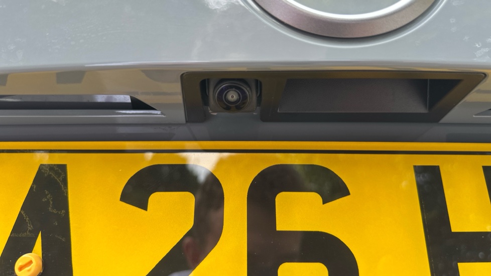 Nissan Juke 1.6 Hybrid N-Connecta 5dr Auto [Revised] Hybrid Hatchback - Image 33