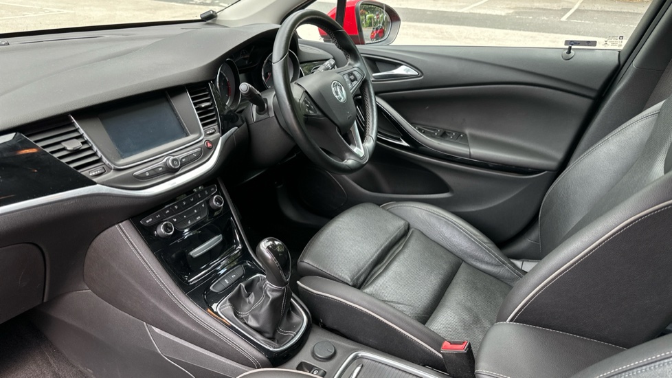 Vauxhall Astra 1.4T 16V 150 Elite 5dr Petrol Hatchback - Image 9